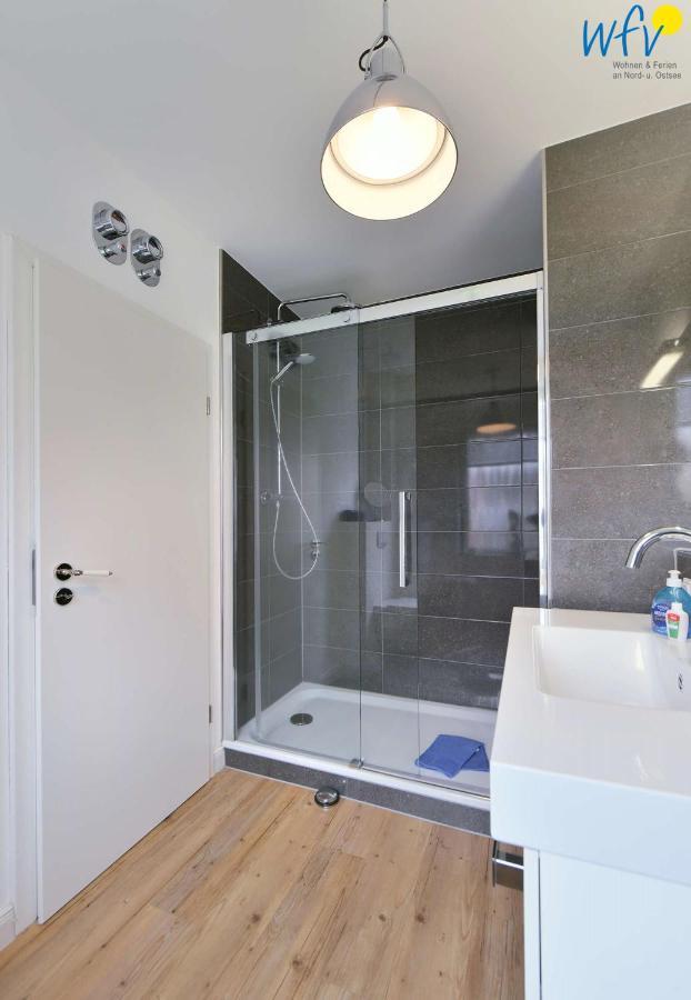 Haus Inselrose Ferienwohnung Wildrose Юст Екстер'єр фото